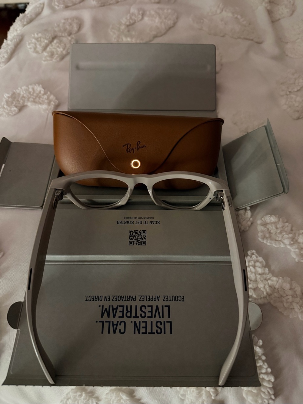 Ray-Ban Meta Women's White Frame Sunglasses with Tan Case - Picture 3 of 6
